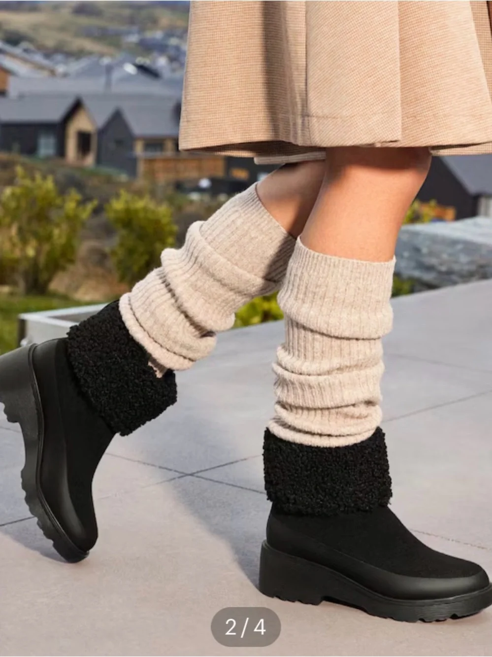 Ribbed Knit Leg Warmers in Oatmilk - VIVAIA- NWT